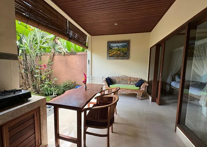Nadina House Villa